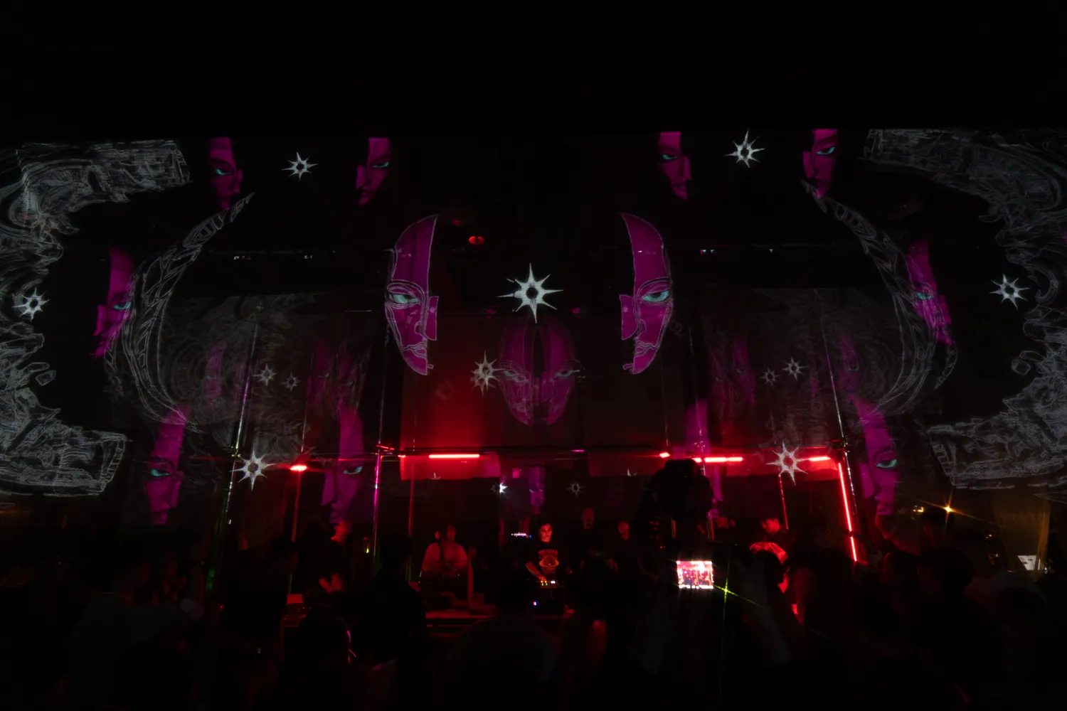 래이부 : 탈통제 미디어아트 Korean Rave : Off Control Media Art